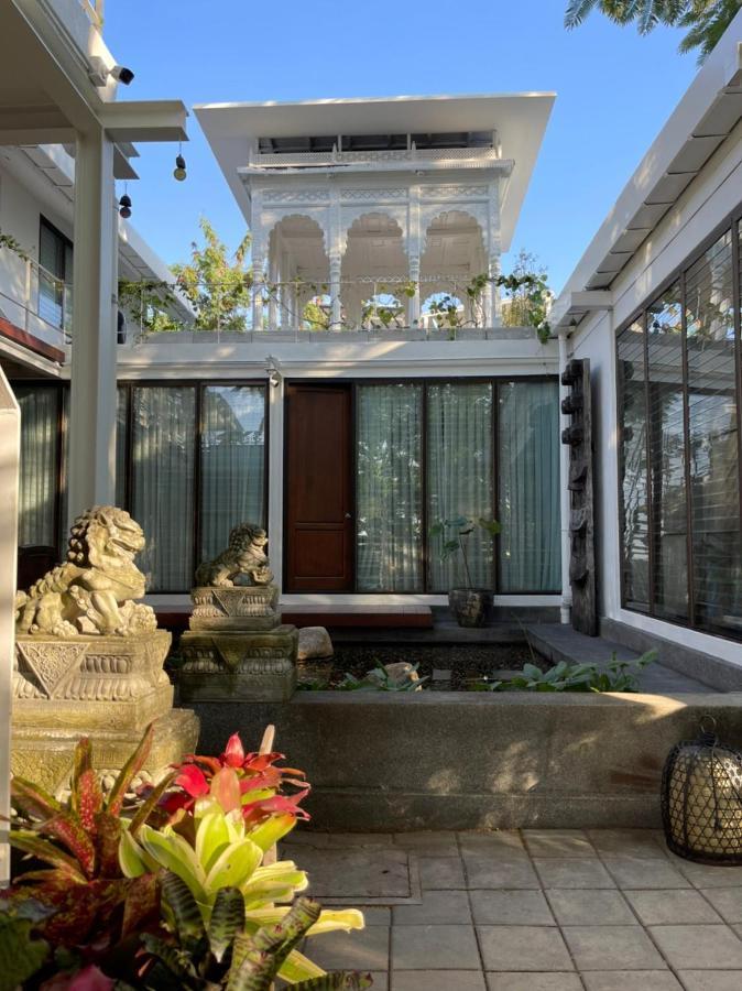 Jaritt Nymmanh Bed & Breakfast Chiang Mai Bagian luar foto
